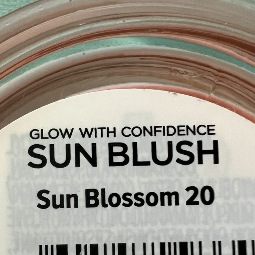 IT Cosmetics Blush - Picture 8 of 8